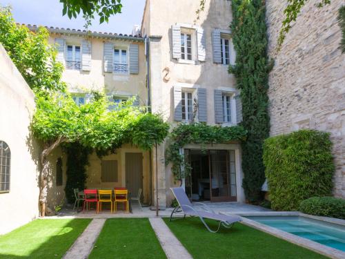Maison Saint-Rémy-de-Provence, 6 pièces, 8 personnes - FR-1-599-53