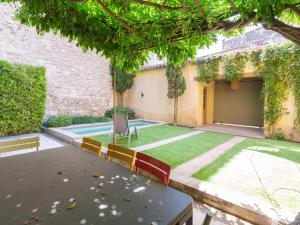 Maison de vacances Maison Saint-Rémy-de-Provence, 6 pièces, 8 personnes - FR-1-599-53 13 boulevard Gambetta 13210 Saint-Rémy-de-Provence Provence-Alpes-Côte d\'Azur