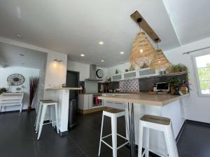 Maison Sainte-Soulle, 5 pièces, 8 personnes - FR-1-246-615