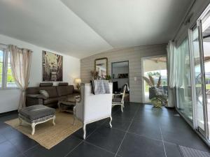Maison Sainte-Soulle, 5 pièces, 8 personnes - FR-1-246-615