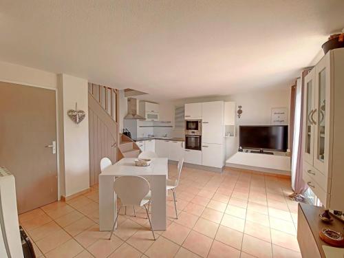 Maison Saintes-Maries-de-la-Mer, 3 pièces, 4 personnes - FR-1-475-91