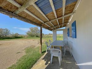 Maison Saintes-Maries-de-la-Mer, 4 pièces, 6 personnes - FR-1-475-92