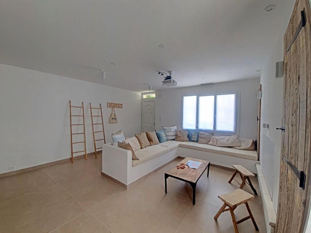 Maison Saintes-Maries-de-la-Mer, 5 pièces, 9 personnes - FR-1-475-95 14 rue Espelly, 13460 Les Saintes-Maries-de-la-Mer