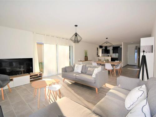 Maison Salavas, 4 pièces, 8 personnes - FR-1-382-146
