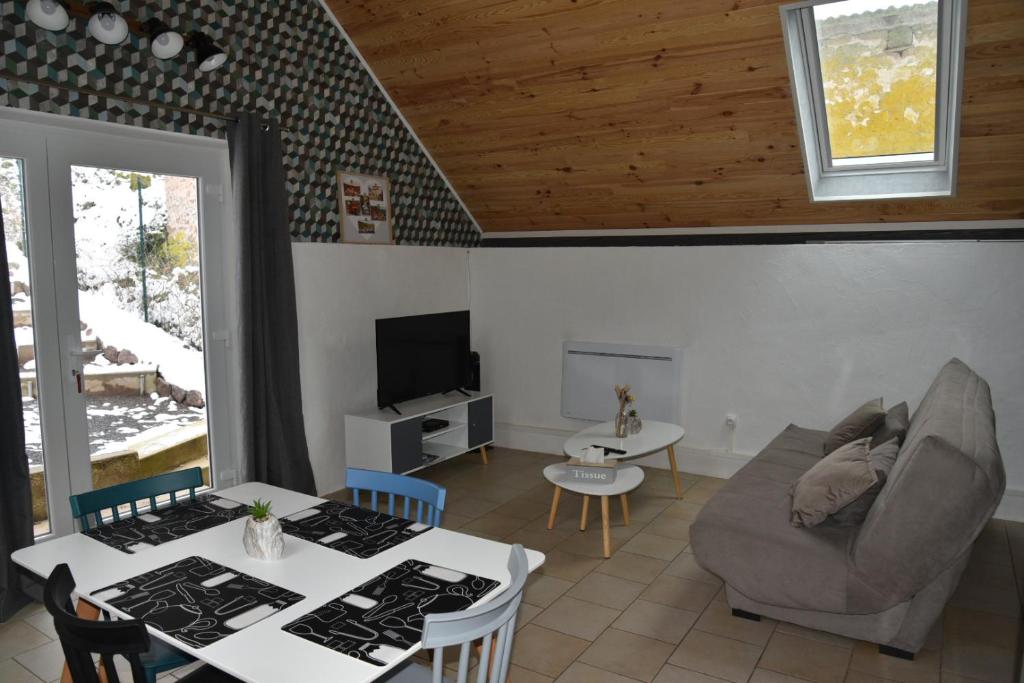 Maison Sauzon, 4 pièces, 8 personnes - FR-1-418-26