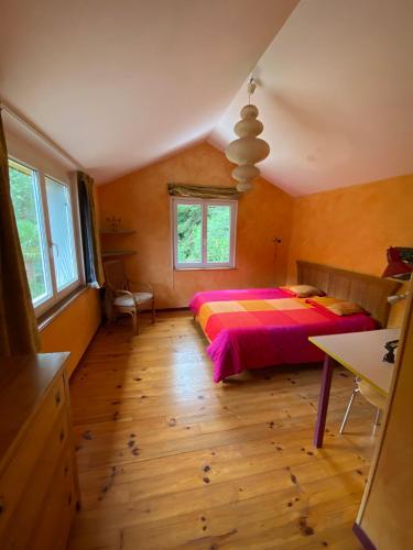 Maison située au Val de Baubère, petite vallée à coté du village de Seix