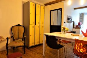 Maison Small Luxury ( planxa,suite,solarium,jacuzzi,pas de vis à vis)