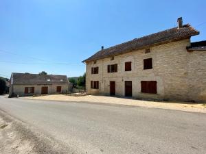 Maison Spacieuse à Boulieu