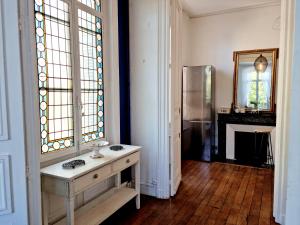 Maison spacieuse avec balcon sur les remparts