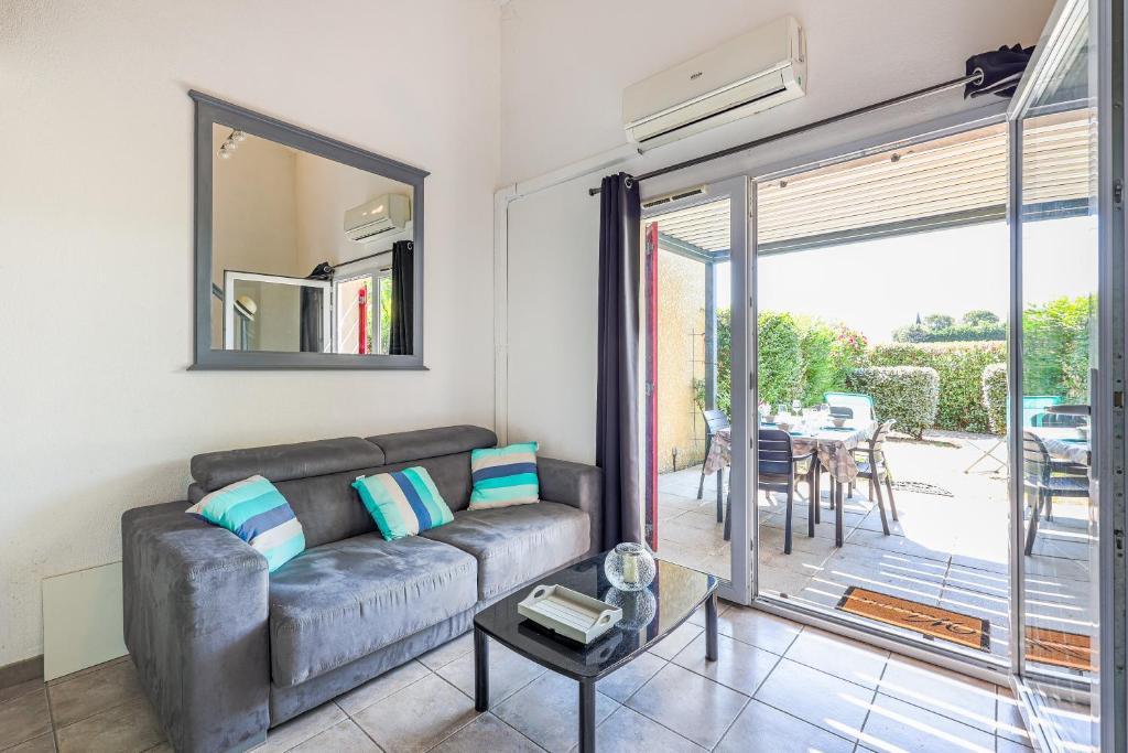 Maison Taillades, 7 pièces, 12 personnes - FR-1-708-7 84300 Les Taillades