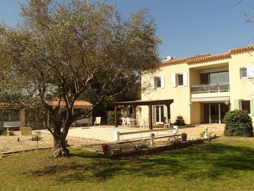 Maison Taillades, 7 pièces, 12 personnes - FR-1-708-7