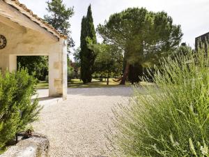 Maison Tarascon, 6 pièces, 8 personnes - FR-1-599-56