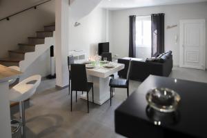 Maison tendance avec jardin, centre village, Alpilles, familles