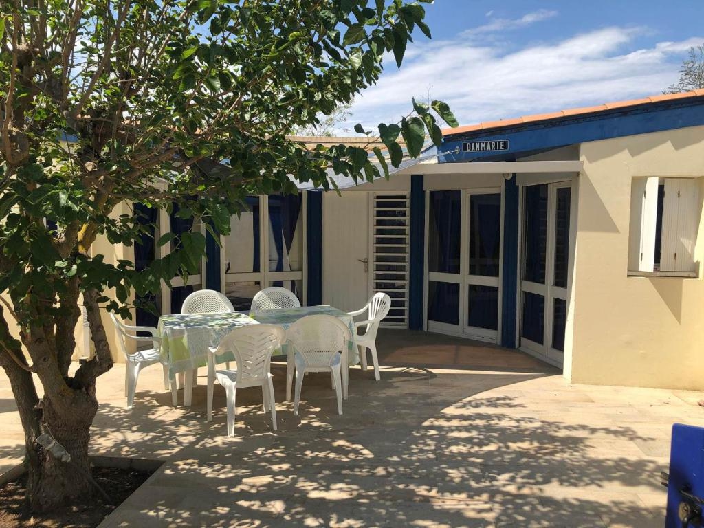 Maison de vacances Maison Torreilles, 3 pièces, 5 personnes - FR-1-530-31 Village des Sables 66440 Torreilles