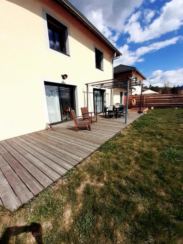 Maison tout confort à 2 pas du lac de Serre-Ponçon