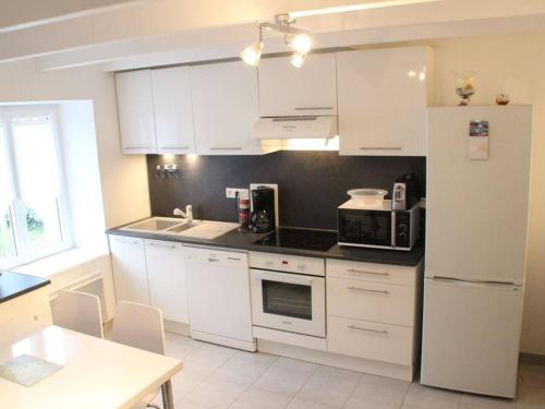Maison Trégastel, 2 pièces, 4 personnes - FR-1-368-26