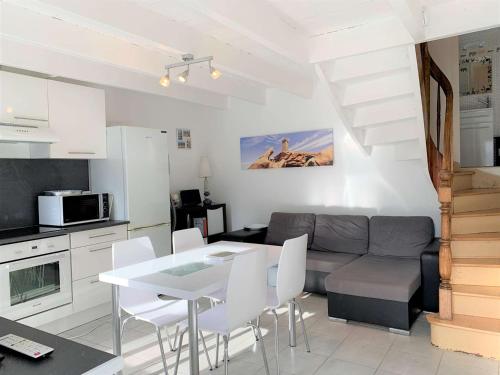 Maison Trégastel, 2 pièces, 4 personnes - FR-1-368-26