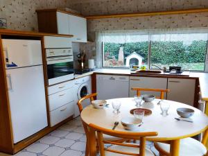 Maison Trégastel, 5 pièces, 6 personnes - FR-1-542-15