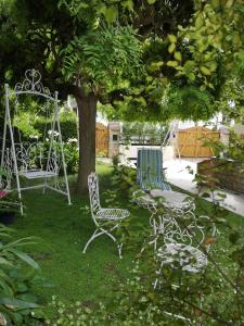 Maison très beau jardin 10 mn a pied centre ville Bayeux proche plages du débarquement