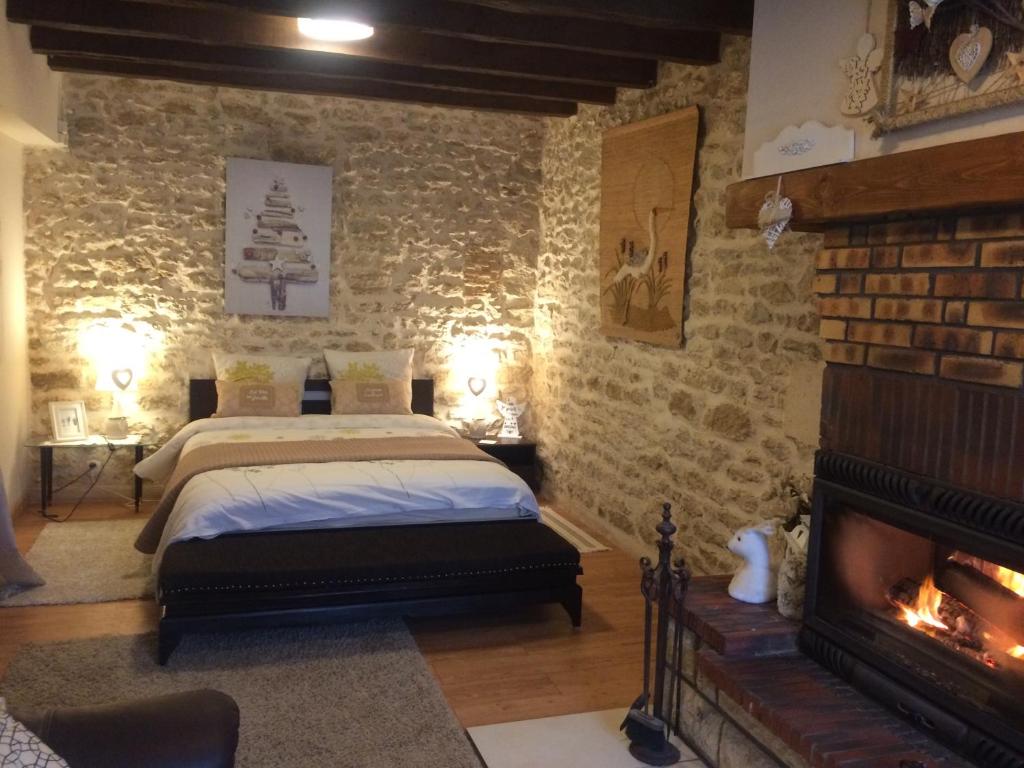Maison Troglodyte en Provence