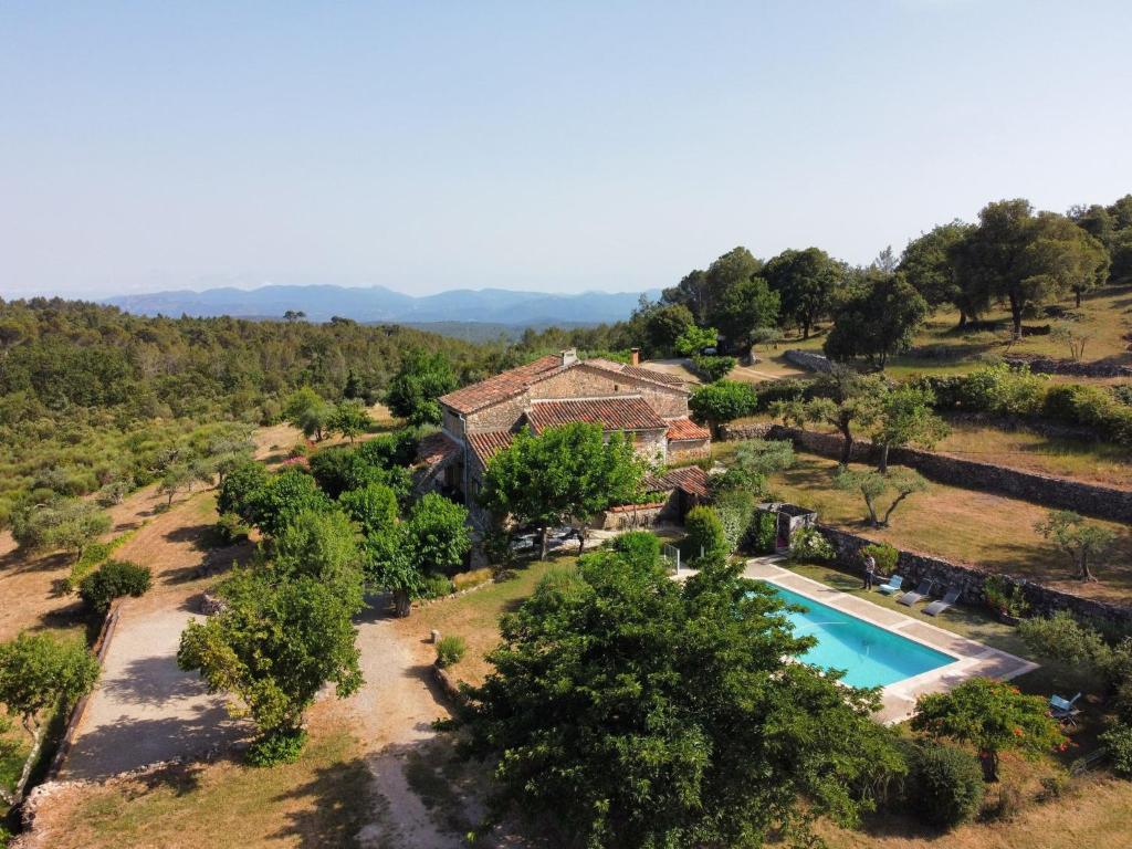 Maison de vacances Maison typique provençal au cœur de la nature 904 Chemin des tuillieres draguignan 83300 Draguignan