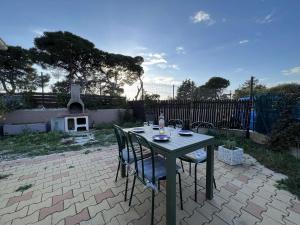 Maison Vendres, 3 pièces, 7 personnes - FR-1-701-45