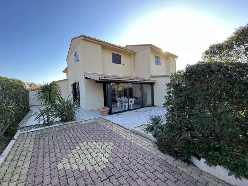 Maison Vendres, 5 pièces, 10 personnes - FR-1-701-15