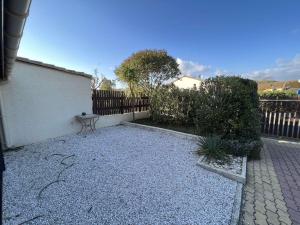 Maison Vendres, 5 pièces, 10 personnes - FR-1-701-15