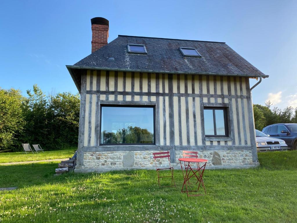 Maison de vacances Maisonnette au calme, 15 kms Honfleur/Deauville 165 chemin du lieu piquet 14130 Les Authieux-sur-Calonne