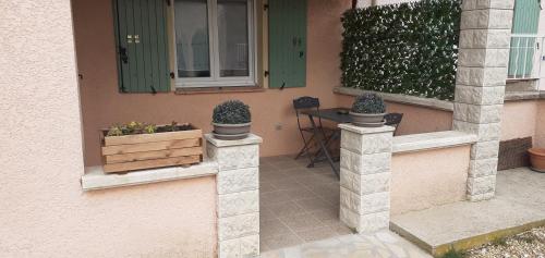 Maisonnette au pied de la garrigue