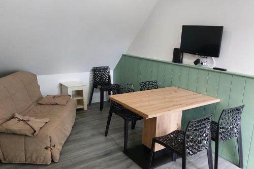 Maisonnette avec terrasse privée 46 personnes à 5mn à pied des plages