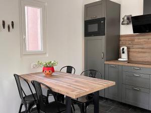 Maisonnette indépendante avec jardin/patio