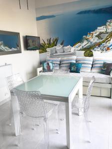 MAISONNETTE VUE MER PIEDS DANS L'EAU WIFI
