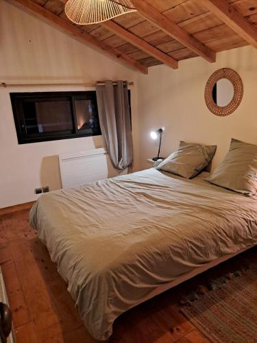 Maisonnette vue sur forêt