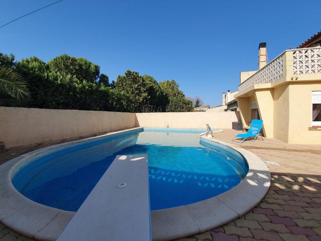 Maison de vacances Majestic Holiday Home in Olonzac with Private Pool  34210 Olonzac