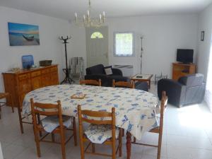 Maison de vacances mamaisonaoleron 3ch-6pers calme terrain clos OLERON 21 Chemin des Mottes 17370 Grand-Village-Plage -1