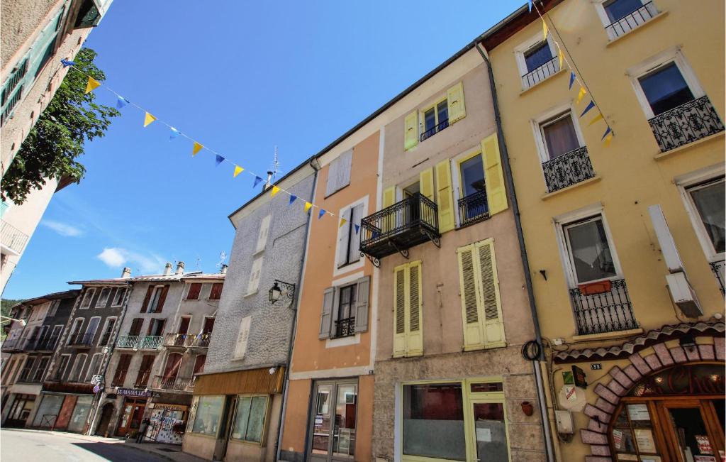 Margaillan - très belle maison avec parking, jardin et clim 13200 Arles