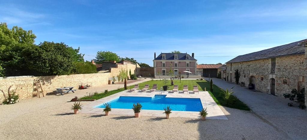 Mas avec Piscine 84100 Orange