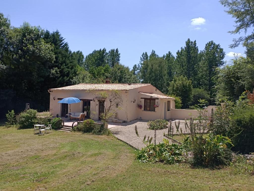 Maison de vacances Mas des Maje Brûlot Est 17150 Boisredon