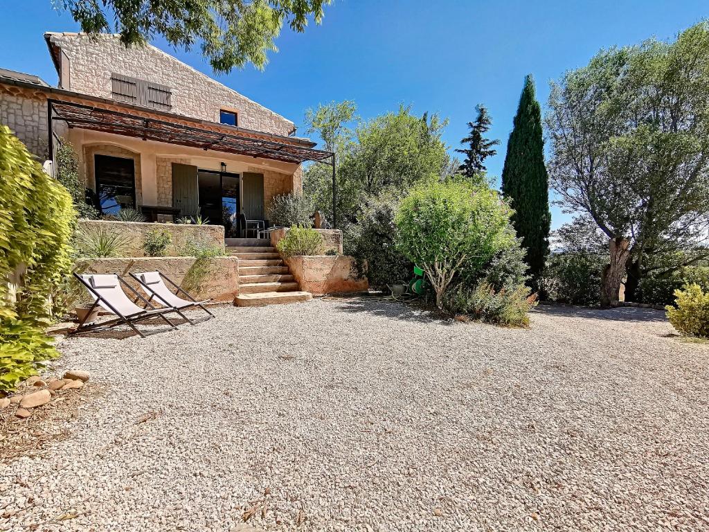 Maison de vacances Mas du grand Batigne Saint-Rémy de Provence avec vue Alpilles mas du grand batigne 13210 Saint-Rémy-de-Provence