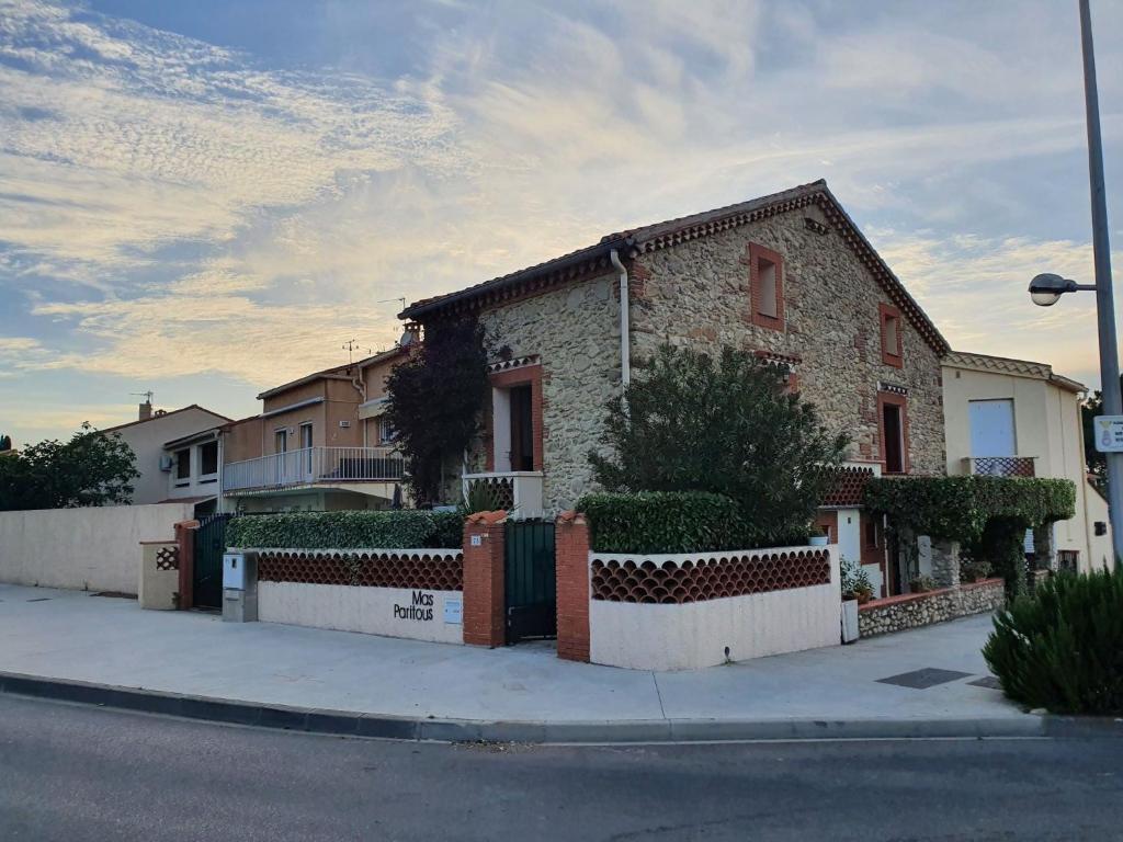 Mas Paritous: maison climatisée/wifi/parking 75 Avenue du 08 mai 45, 66700 Argelès-sur-Mer