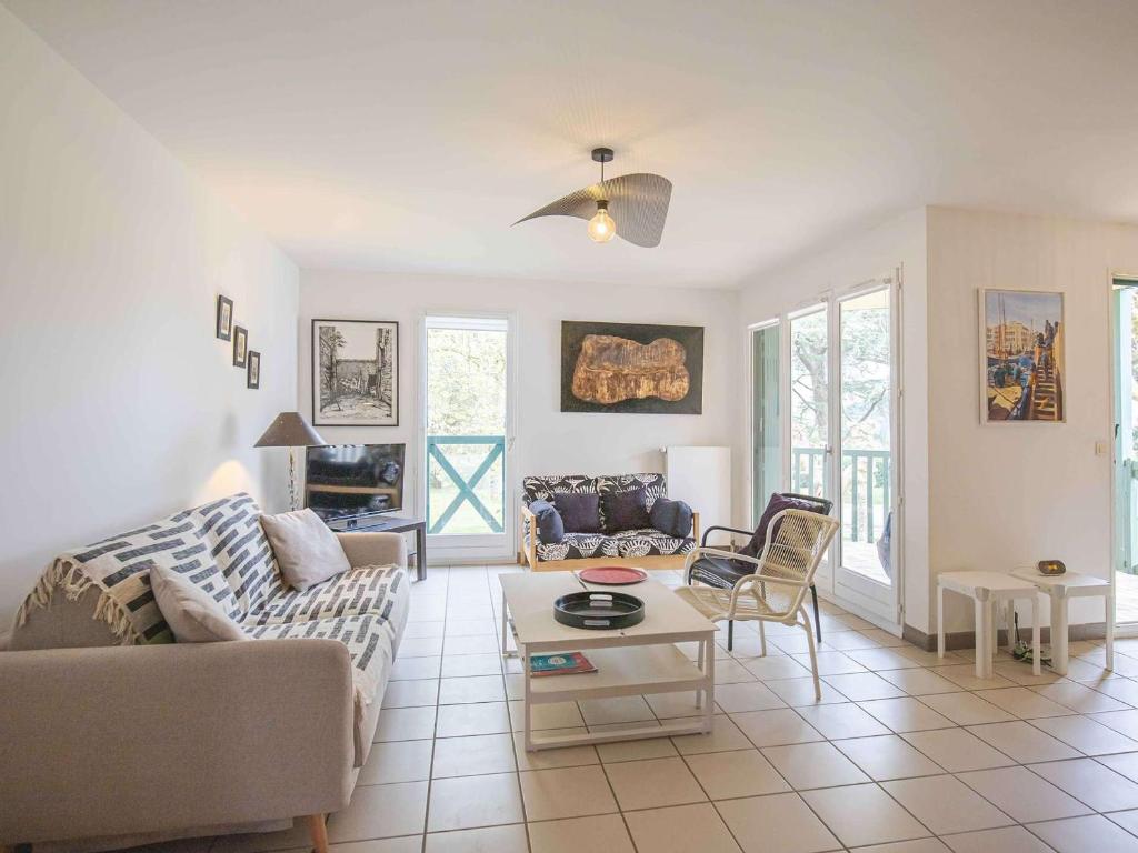 Mas provençal with private pool near Avignon 84210 Althen-des-Paluds