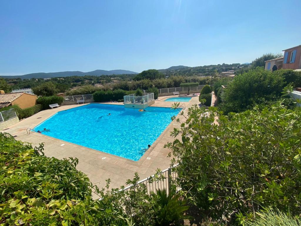 Maison de vacances Mazet dans résidence avec piscine au cœur du golfe de Saint-Tropez Les Mas de Cogolin Chemin de Radasse 83310 Cogolin