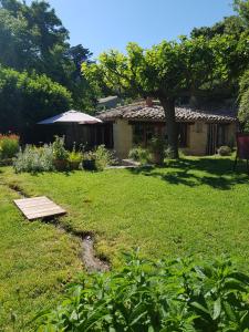 Maison de vacances Mazet de Mô Rue de Gisfort 30700 Uzès Languedoc-Roussillon