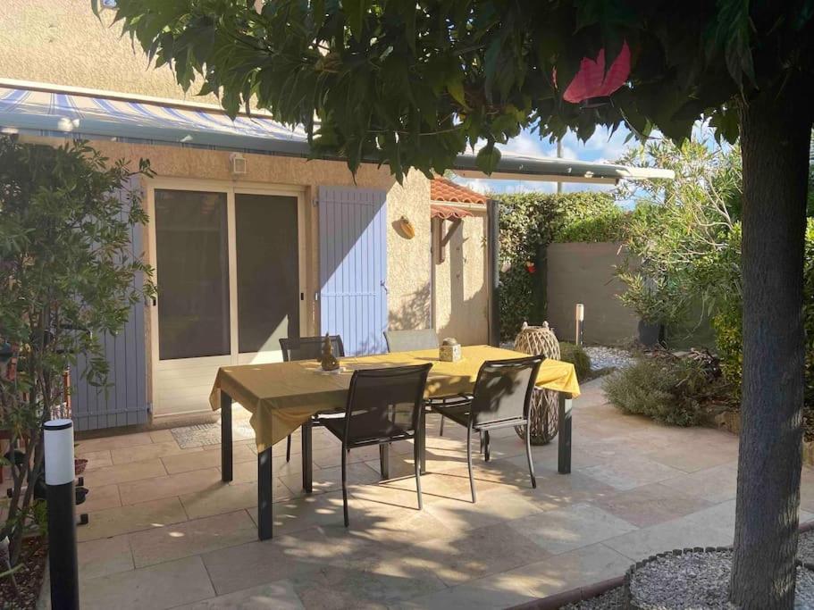 Mazet provencal au coeur des Alpilles La Rêverie 44 Rue Charles Piquet, 13520 Maussane-les-Alpilles