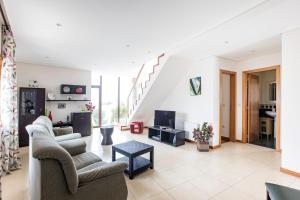Mindelo 3BDR Duplex House W/Pool