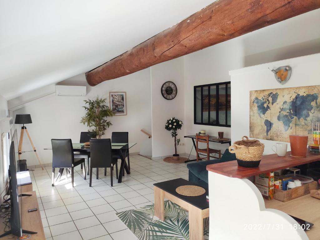 Mindelo 3BDR Duplex House W/Pool 4485-531 Mindelo