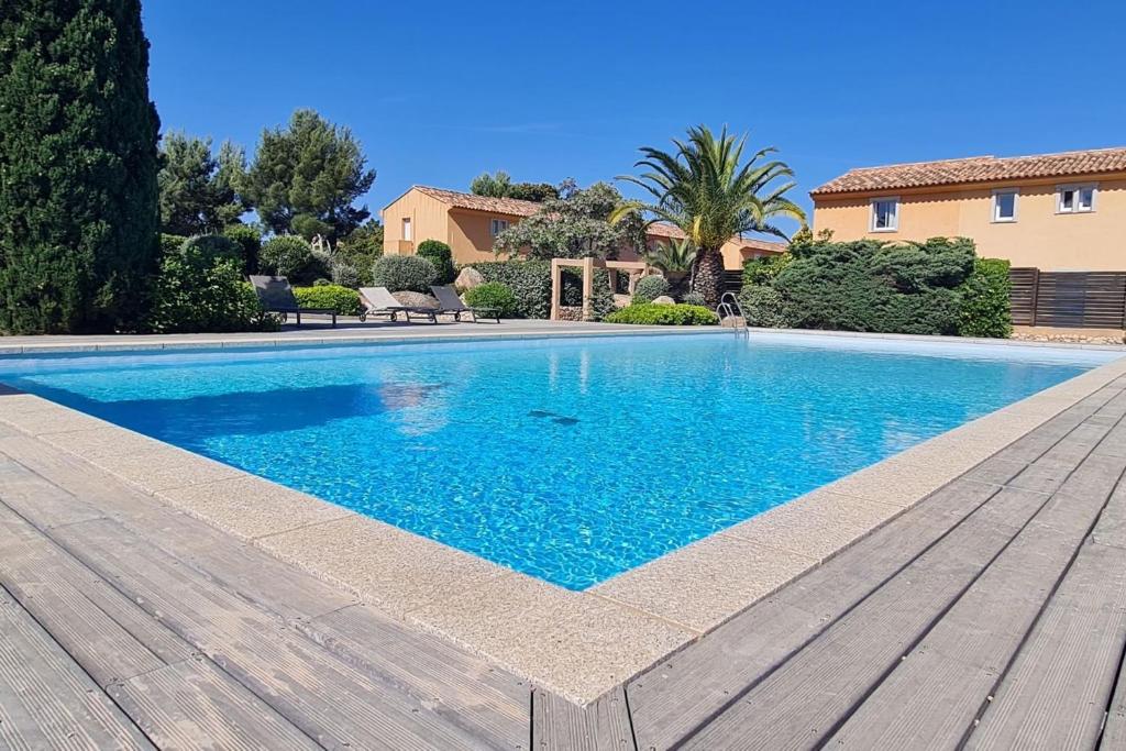 Mini villa Messicana 5 pers piscine 500 m plage San Cipriano Résidence les nacres, 20137 Lecci