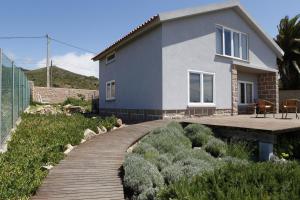 Mira Guincho house with sea view and garden, Cascais
