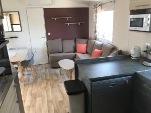 MOBIL HOME camping le Mar Estang bord de plage